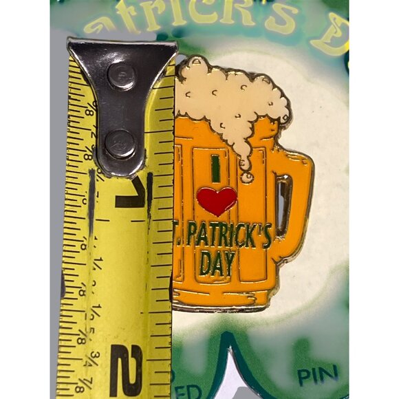 St. Patricks Day "I Love St. Patricks Day" Hand Enameled Beer Mug Pin - Picture 3 of 5